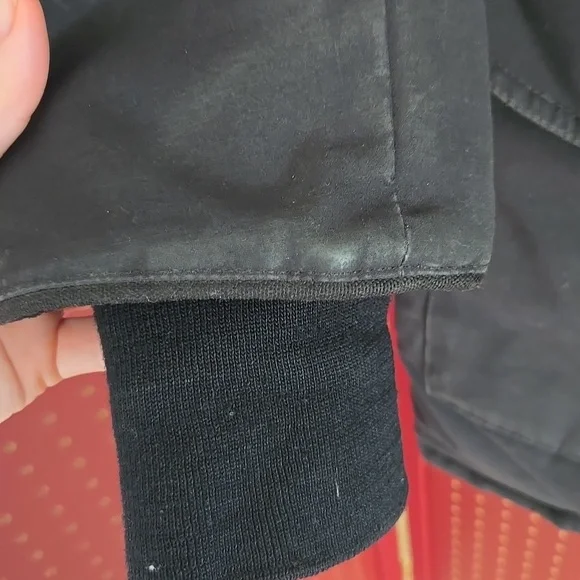 PRICED TO SELL trillium parka - Picture 7 of 11